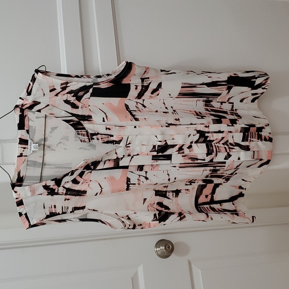 Calvin Klein Pink and White Shell
